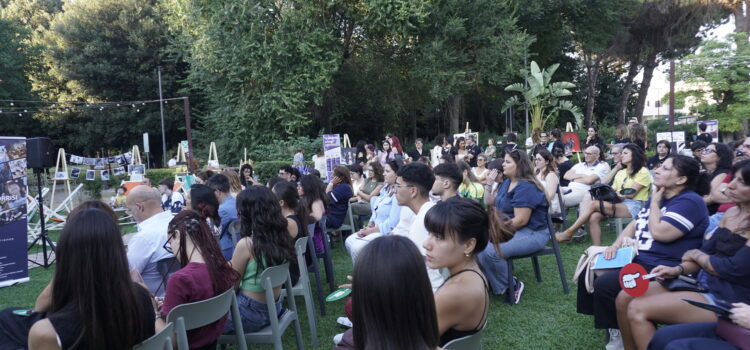 Grande successo per l’incontro di partecipazione “Bottom-Up” di Maria Elena Ronzino Grande successo per l’incontro di partecipazione “Bottom-Up” di Maria Elena Ronzino